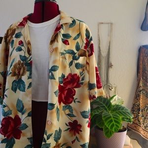 VINTAGE rose button up